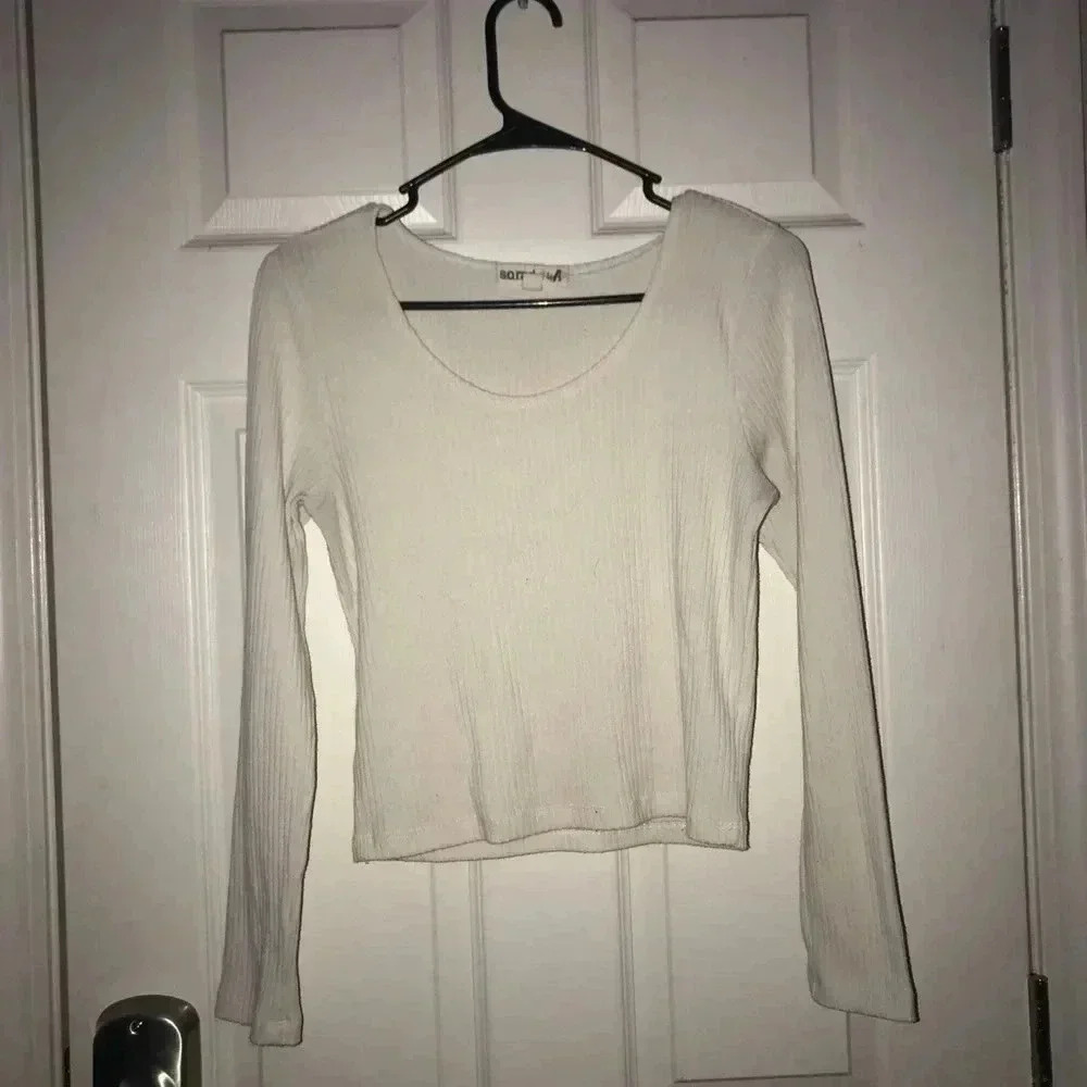 🧽White Ribbed Top